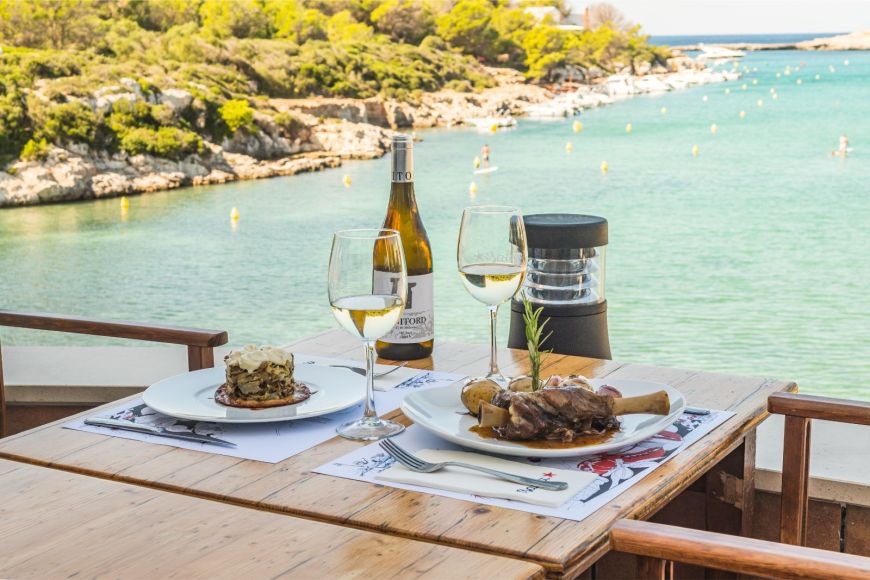 Restaurante Bahía con vistas al mar